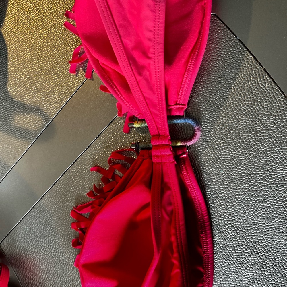 LA HEARTS SWIM TOP - Picture 2 of 2